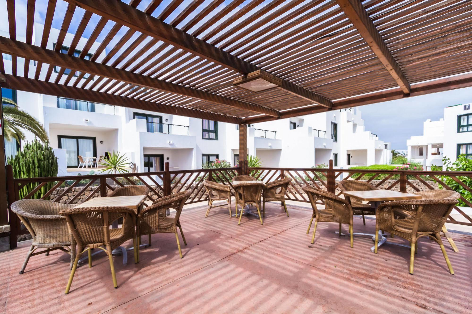 Ferienwohnung BlueBay Lanzarote Costa Teguise Exterior foto